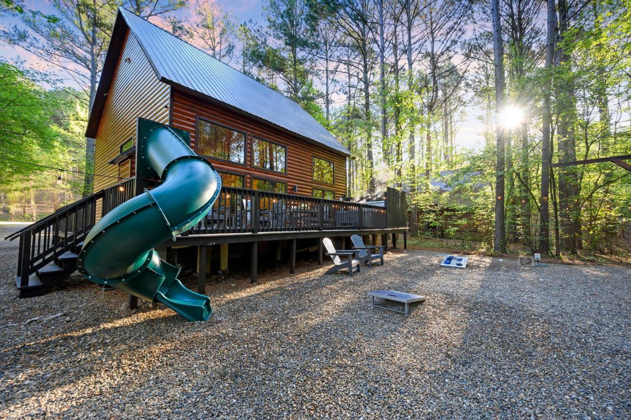 Hickory Bear Cabin: Pines, Hot Tub & Family Fun Broken Bow Exterior photo